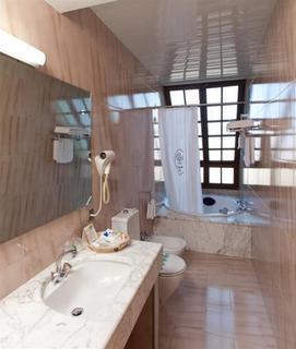 Pamplona Hotel